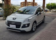 PEUGEOT 3008 HYBRID4 2.0 160cv/200cvH 2012