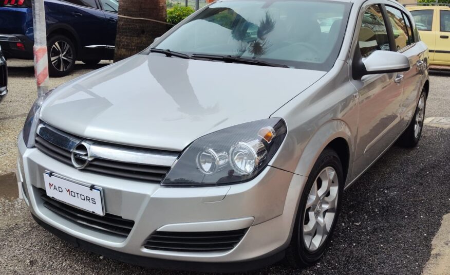 Opel Astra 1.9 120CV 5 porte Elegance 2005