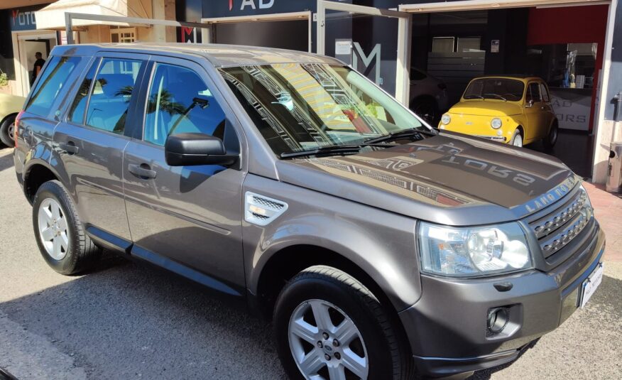 Land Rover Freelander 2.2 150CV SE AUTOCARRO IVA 2011