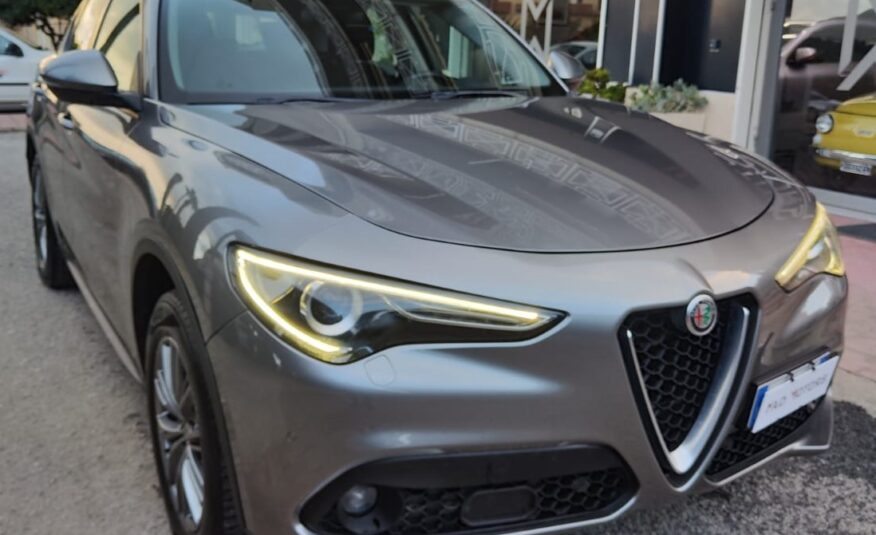 Alfa Romeo Stelvio 2.2 Turbodiesel 210 CV AT8 Q4 Executive 2018