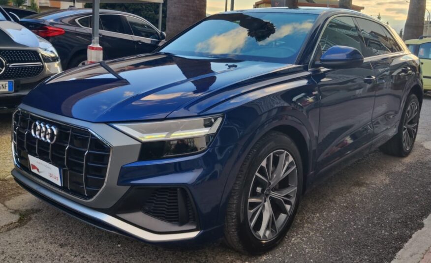 Audi Q8 50 TDI 286 CV quattro tiptronic Sline TETTO IVA 2020 GARANZIA UFFICIALE