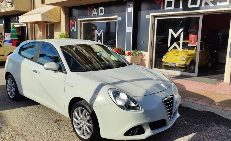 Alfa Romeo Giulietta 2.0 JTDm-2 140 CV Exclusive 2012