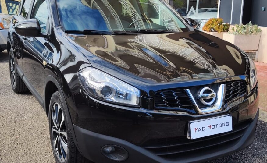 Nissan Qashqai 2.0 dCi DPF Tekna 150 CV 4X4 2011 TETTO